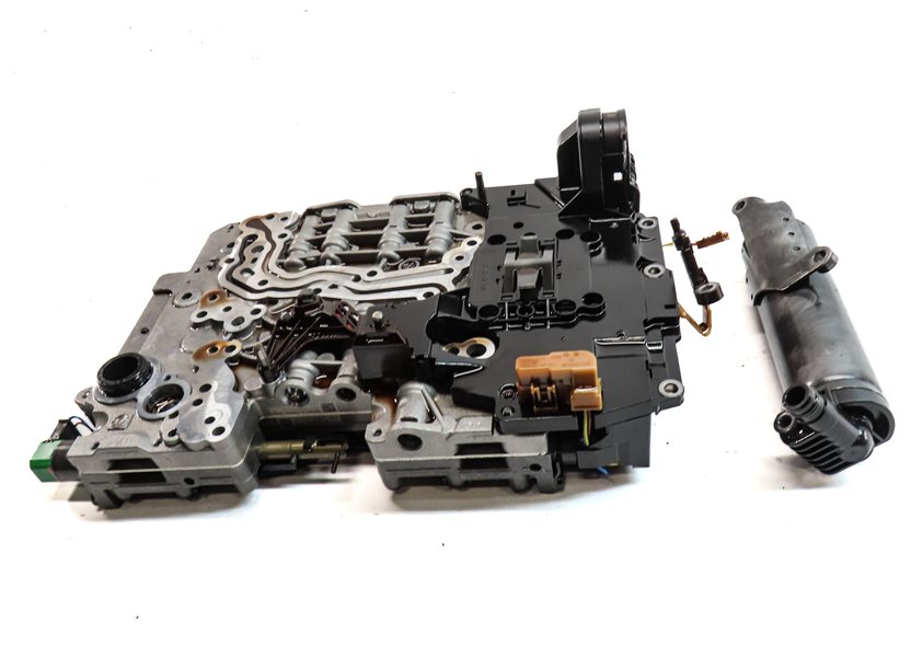 Thumbnail 2: 2013 BMW 640i 740i F06 F01 8HP45Z AUTOMATIC TRANSMISSION VALVE BODY w/OIL PUMP