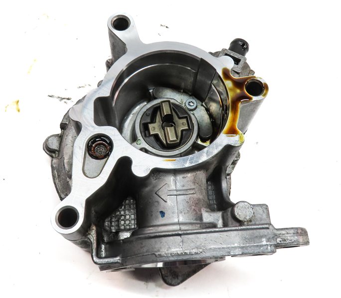 Thumbnail 4: 2009-2017 AUDI A4 A5 A6 (B8 8T 8K C7) 2.0L TURBO ENGINE BRAKE VACUUM PUMP