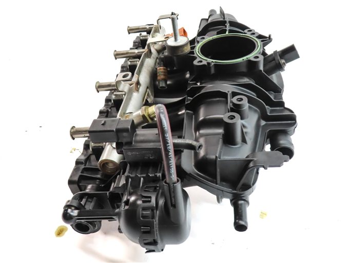 Thumbnail 3: 2009-2016 AUDI A4 A5 A6 Q5 (B8 8T 8K 8R C7) 2.0L TURBO ENGINE INTAKE MANIFOLD