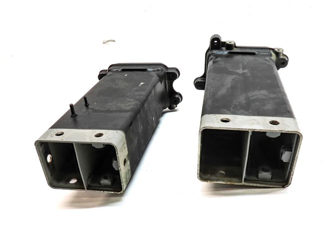 Thumbnail 3: 11-18 AUDI A8 S8 (D4 4H) FRONT LEFT & RIGHT BUMPER REINFORCEMENT BAR BRACKET SET
