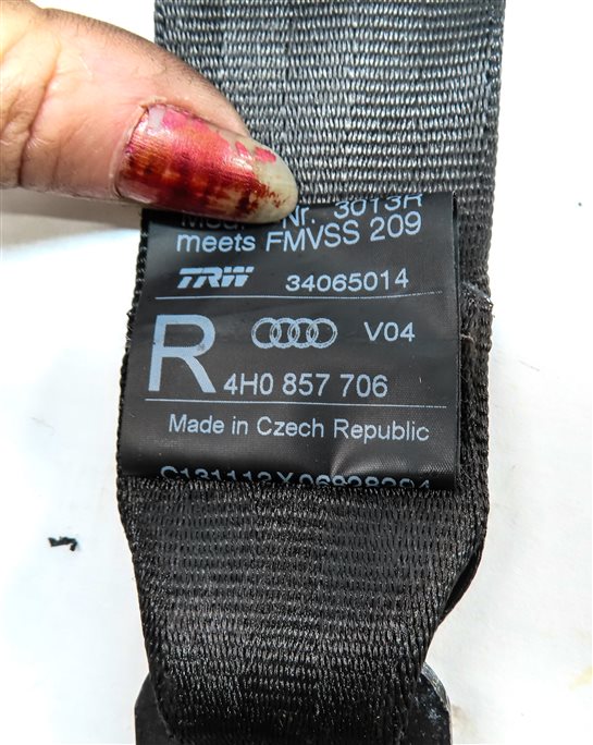 Thumbnail 6: 2011-2018 AUDI A8 S8 (D4 4H) RIGHT FRONT PASSENGER SEATBELT RETRACTOR (Black)