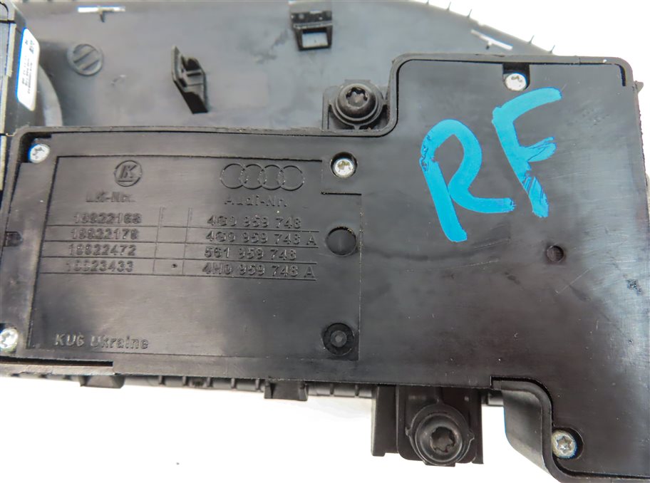Thumbnail 5: 2013 AUDI A8 (D4 4H) FRONT RIGHT PASSENGER SEAT POSITION ADJUST SWITCH w/ LUMBAR