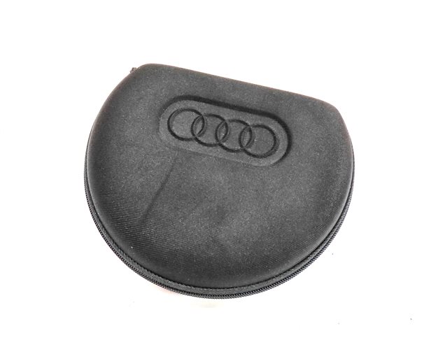 2013 AUDI A8 (D4 4H) MEDIA DVD PLAYER WIRELESS HEADPHONES w/ BLACK CARRY CASE
