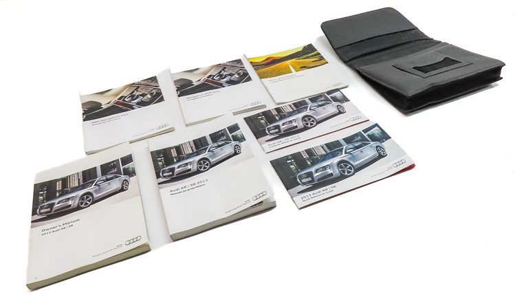 Thumbnail 3: 2013 AUDI A8 (D4 4H) 4.0L (CEUA) ENGINE OWNERS MANUAL BOOKLET SET/8 w/ CASE