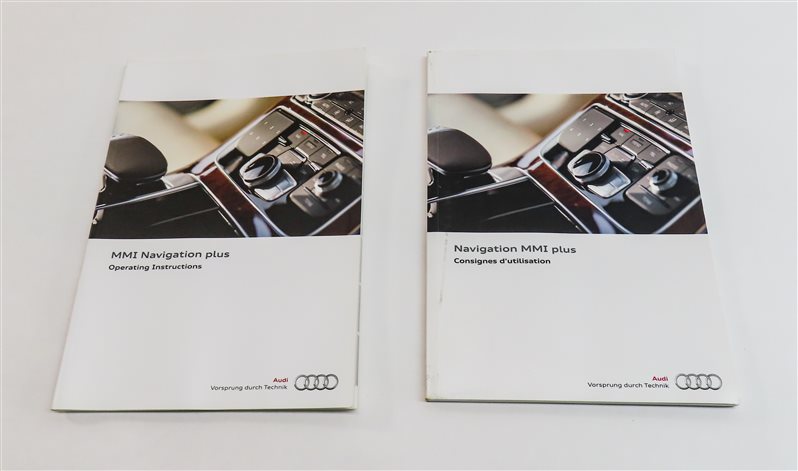 Thumbnail 5: 2013 AUDI A8 (D4 4H) 4.0L (CEUA) ENGINE OWNERS MANUAL BOOKLET SET/8 w/ CASE