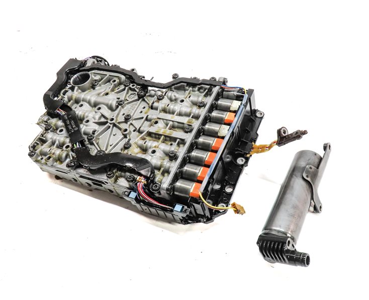 13-14 AUDI A8 S8 (D4 4H) 8HP55A AUTOMATIC TRANSMISSION VALVE BODY w/ OIL PUMP