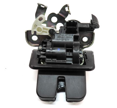 Thumbnail 6: 2016 AUDI A3 E-TRON (8V) REAR TRUNK LIFGATE HATCH LID LOCK LATCH ACTUATOR