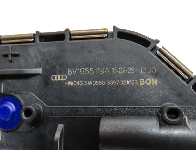 Thumbnail 6: 2016-2018 AUDI A3 E-TRON (8VF) FRONT WINDSHIELD WIPER MOTOR