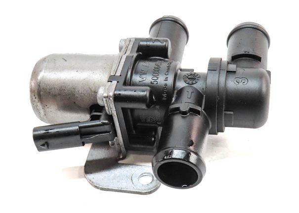 Thumbnail 6: 2016 AUDI A3 E-TRON (8V) 1.4L HYBRID (CXUA) ENGINE COOLANT CONTROL VALVE