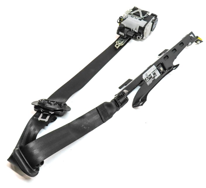 2016-2018 AUDI A3 E-TRON (8VF) FRONT LEFT DRIVER SEATBELT RETRACTOR (Black)