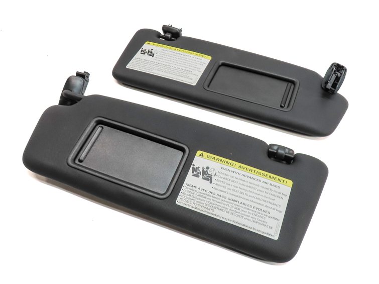 Thumbnail 1: 13-18 AUDI ALLROAD A3 E-TRON (B8 8VF) FRONT LEFT & RIGHT SUNVISOR SET (Black)