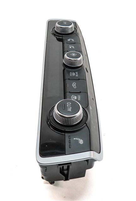 Thumbnail 3: 16-18 AUDI A3 E-TRON (8VF) FRONT HEATER A/C TEMPERATURE CLIMATE CONTROL PANEL
