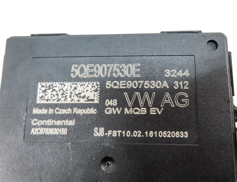 Thumbnail 18: 16-18 AUDI A3 E-TRON HYBRID (8V) SPEEDOMETER ECM BCM BODY ENGINE MODULE KEY SET
