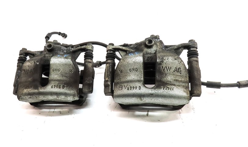 Thumbnail 2: 2015-2017 VW GOLF / AUDI A3 TT (8V MK3) 1.8T 2.0T FRONT DISC BRAKE CALIPER SET