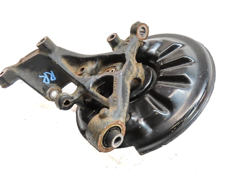 Thumbnail 4: 2015-2018 VW GOLF AUDI A3 (8V) 4 LINK RIGHT PASSENGER REAR SPINDLE KNUCKLE STUB
