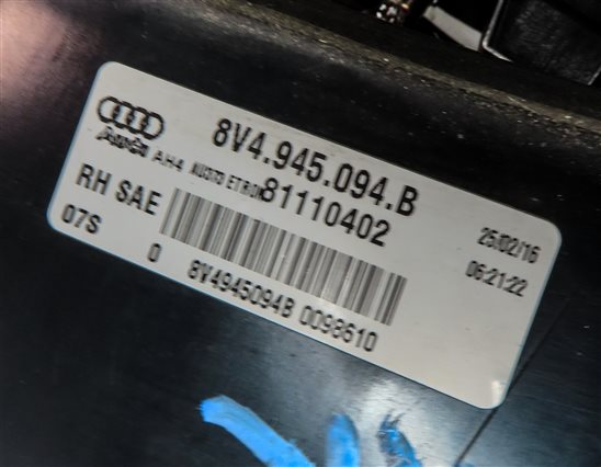 Thumbnail 6: 2016-2018 AUDI A3 E-TRON (8VF) RIGHT PASSENGER REAR INNER TAILLIGHT LIGHT LAMP