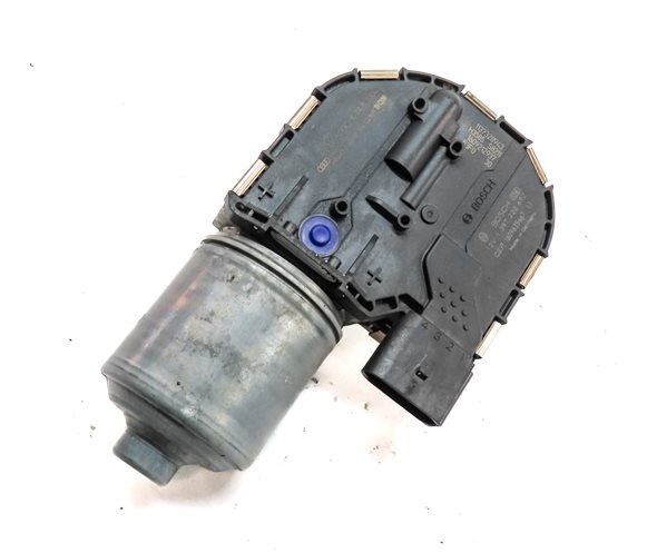 15-18 AUDI A3 S3 RS3 (8V) FRONT WINDSHIELD WIPER MOTOR 
