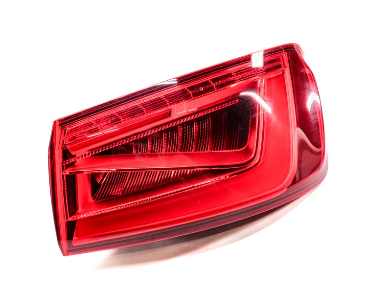 15-16 AUDI A3 S3 8V SEDAN CONVERTIBLE RIGHT OUTER LED TAILLIGHT BRAKE LIGHT LAMP