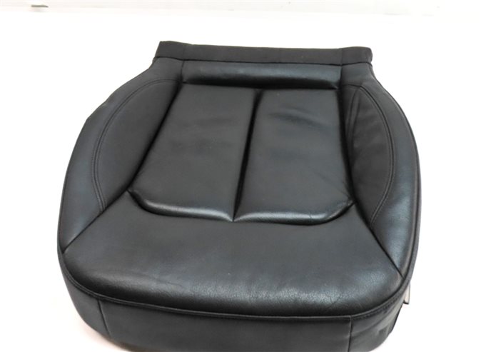 Thumbnail 7: 2016 AUDI A3 PREMIUM (8V) FRONT LEFT DRIVER LOWER STANDARD SEAT CUSHION (Black)