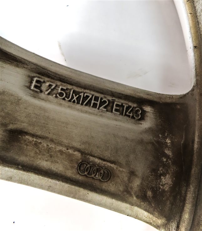 Thumbnail 5: 2015-2016 AUDI A3 (8V) 17x7-1/2 ALUMINUM ALLOY 5-SPOKE WHEEL RIM 