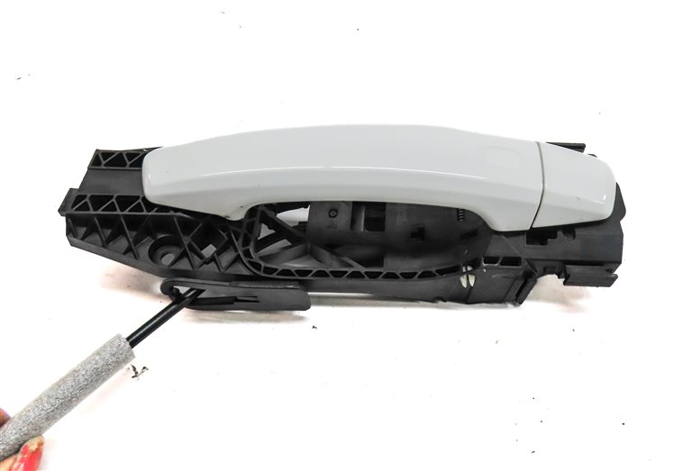Thumbnail 3: 2015-2019 AUDI A3 S3 RS3 TT (8V MK3) REAR LEFT EXTERIOR DOOR HANDLE (White)