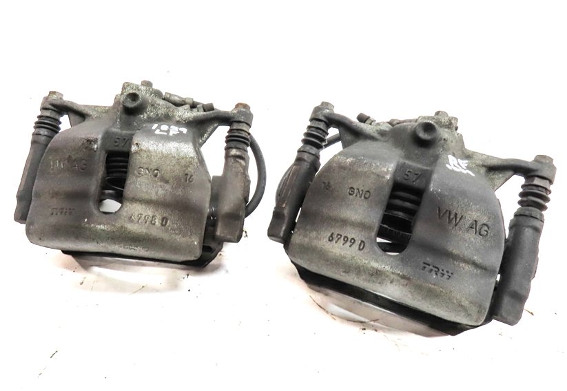 2015-2017 VW GOLF / AUDI A3 TT (8V MK3) 1.8T 2.0T FRONT DISC BRAKE CALIPER SET