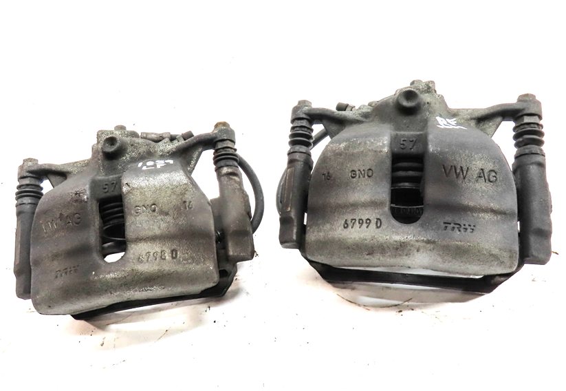 Thumbnail 2: 2015-2017 VW GOLF / AUDI A3 TT (8V MK3) 1.8T 2.0T FRONT DISC BRAKE CALIPER SET