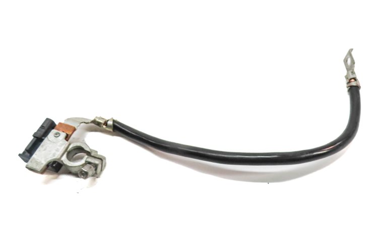 Thumbnail 4: 2014 BMW X1 (E84) 2.0L (N20) ENGINE NEGATIVE BATTERY TERMINAL WIRE CABLE