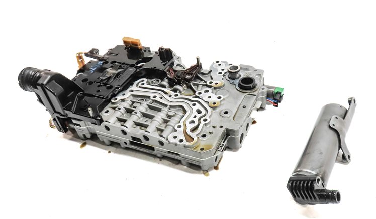 13-14 BMW X1 (E84) 2.0L RWD 8HP45Z AT AUTO TRANSMISSION VALVE BODY w/OIL PUMP