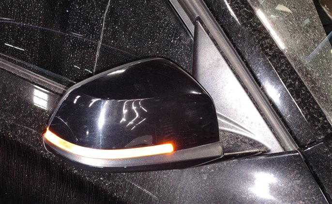 Thumbnail 2: 2013-2015 BMW X1 (E84) FRONT RIGHT PASSENGER HEATED DOOR MIRROR (Black)