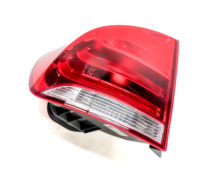 2012-2015 BMW X1 (E84) LEFT DRIVER REAR OUTER TAILLIGHT BRAKE LIGHT LAMP