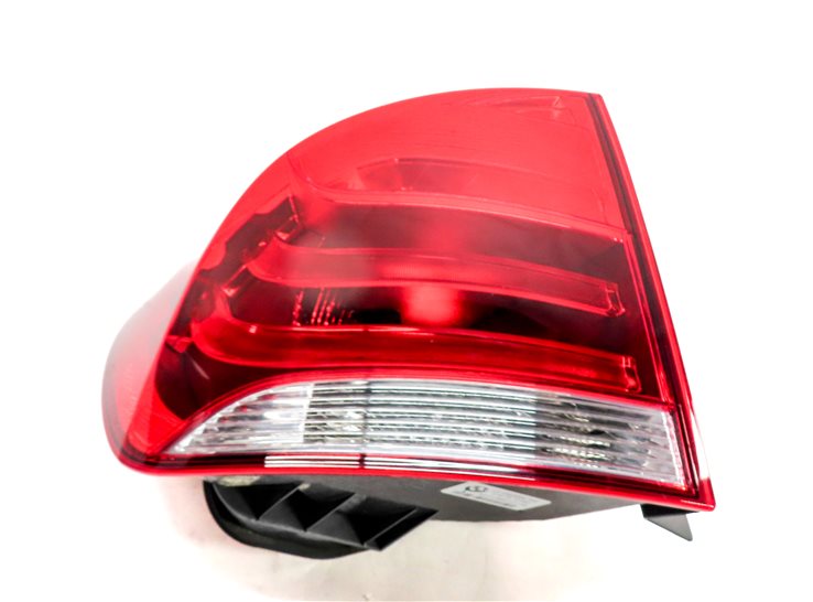 Thumbnail 3: 2012-2015 BMW X1 (E84) LEFT DRIVER REAR OUTER TAILLIGHT BRAKE LIGHT LAMP