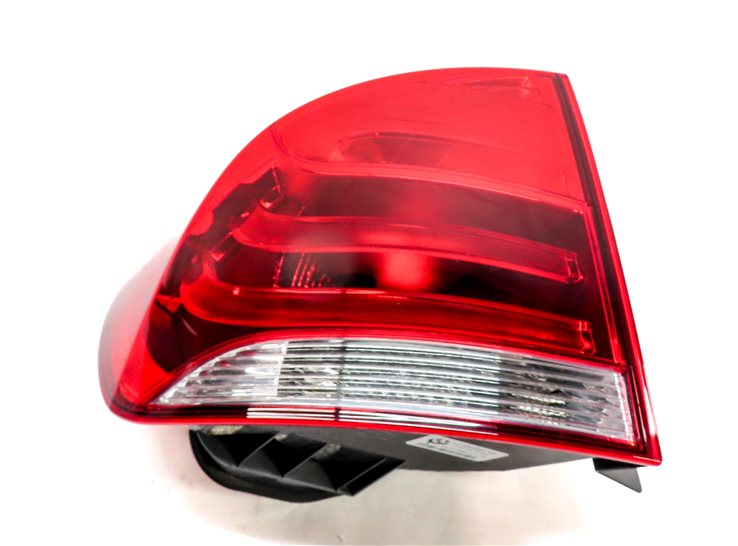 Thumbnail 4: 2012-2015 BMW X1 (E84) LEFT DRIVER REAR OUTER TAILLIGHT BRAKE LIGHT LAMP