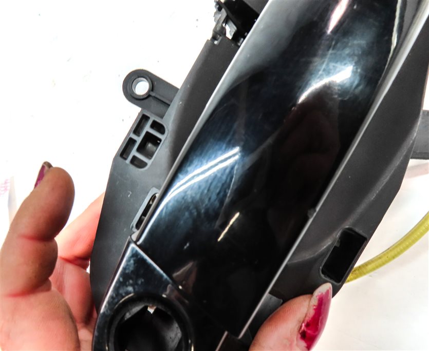 Thumbnail 8: 12-15 BMW X1 (E84) FRONT LEFT DRIVER OUTSIDE DOOR HANDLE (w/o COMFORT) (Black)