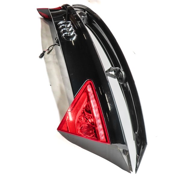 Thumbnail 3: 12-17 AUDI A7 S7 RS7 C7 4G8 ELECTRIC SPOILER WING w/ MOTORS & TAILLIGHTS (Black)