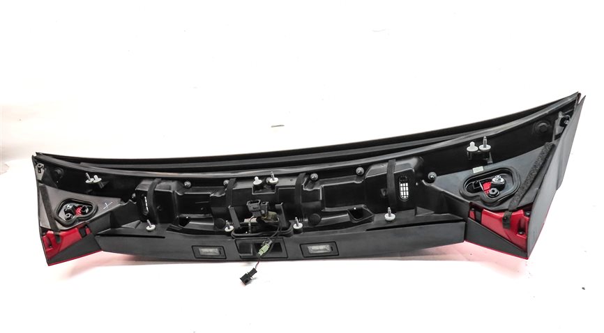 Thumbnail 7: 12-17 AUDI A7 S7 RS7 C7 4G8 ELECTRIC SPOILER WING w/ MOTORS & TAILLIGHTS (Black)