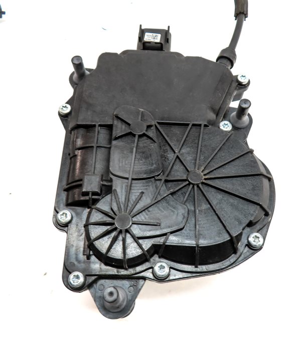 Thumbnail 4: 13-22 RANGE ROVER DISCOVERY (L405 L462 L494 L550) REAR LEFT PASSIVE DOOR LATCH