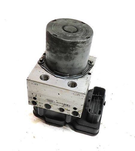 Thumbnail 1: 2014-2016 RANGE ROVER SPORT (L494) ABS ANTI LOCK BRAKE PUMP w/ MODULE