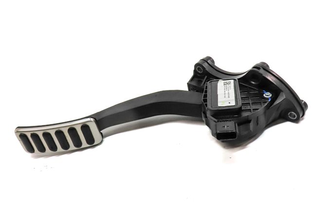 Thumbnail 2: 2016 RANGE ROVER (L405) 5.0L SUPER AWD ACCELERATOR THROTTLE GAS PEDAL ASSEMBLY
