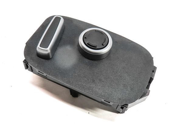 Thumbnail 2: 2016 RANGE ROVER (L405) REAR RIGHT SEAT POSITION ADJUST SWITCH CONTROL