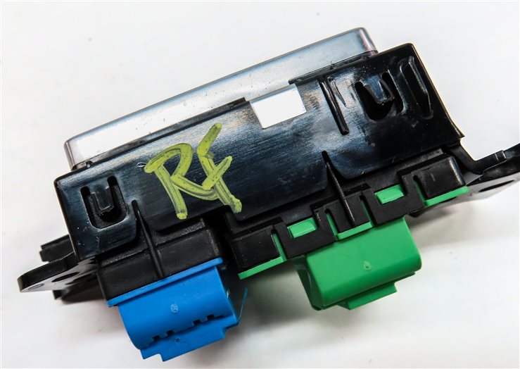 Thumbnail 5: 2016 RANGE ROVER (L405) FRONT RIGHT PASSENGER DOOR LOCK MEMORY CONTROL SWITCH