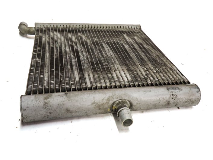 Thumbnail 3: 13-20 ROVER SPORT DISCOVERY (L405 L462 L494) LEFT or RIGHT AUXILIARY RADIATOR