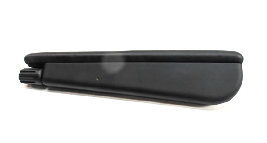 Thumbnail 6: 13-20 RANGE ROVER SPORT DISCOVERY (L405 L462 L494) FRONT RIGHT ARMREST (BLACK)