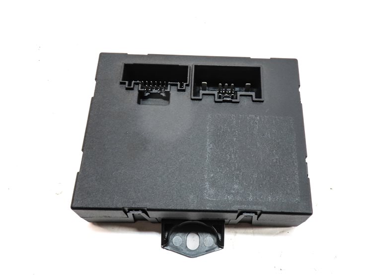 Thumbnail 3: 2014-2019 RANGE ROVER (L405) REAR UPPER TRUNK LIFT LIFTGATE CONTROL MODULE