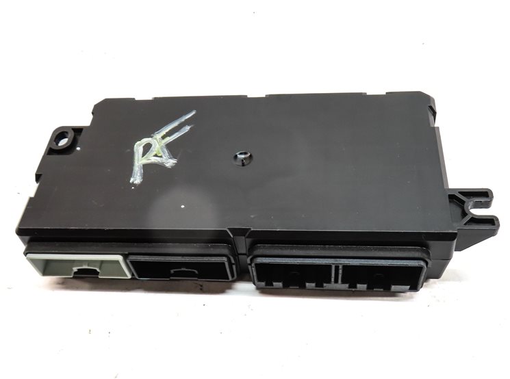 Thumbnail 4: 2016 RANGE ROVER (L405) FRONT RIGHT PASSENGER SEAT CONTROL MODULE