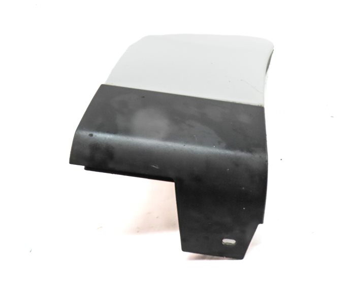 Thumbnail 5: 2016 RANGE ROVER (L405) FRONT RIGHT PASSENGER LOWER FENDER TRIM MOULDING (WHITE)