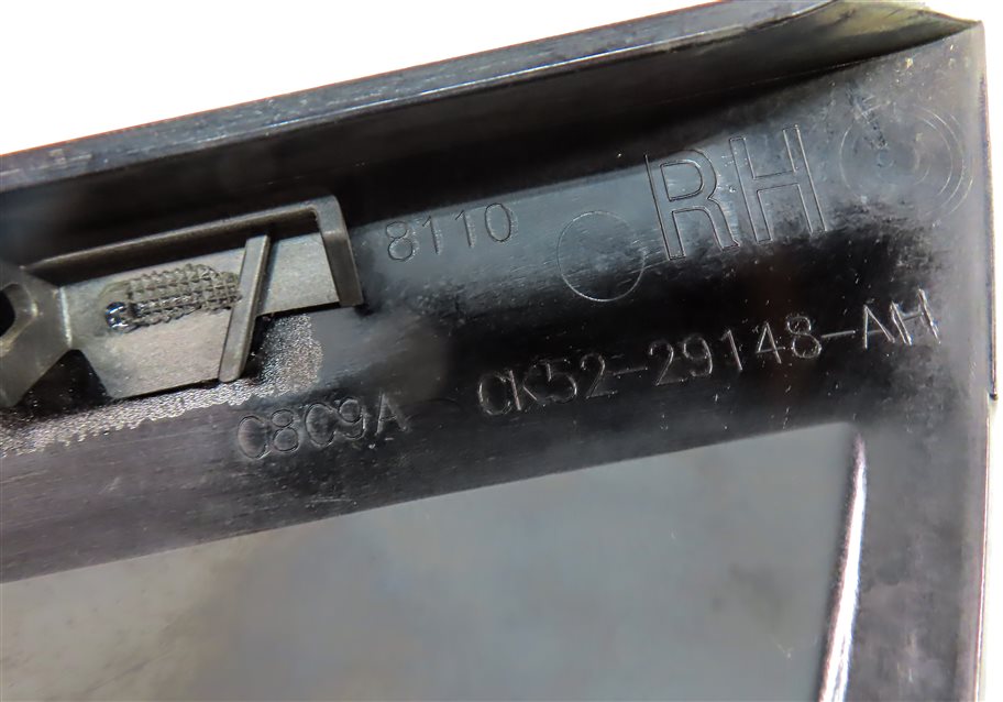Thumbnail 12: 2016 RANGE ROVER (L405) REAR RIGHT D PILLAR TRIM MOULDING PANEL
