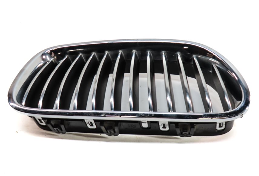 Thumbnail 4: 2011-2013 BMW 528i 535i 550i (F10) FRONT RIGHT BUMPER AIR VENT GRILLE (CHROME)