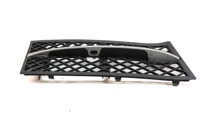Thumbnail 2: 11-13 BMW 528i 535i 550i (F10) RIGHT FRONT PASSENGER LOWER BUMPER VENT GRILLE