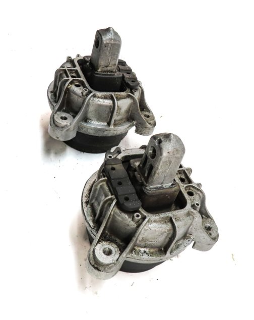 Thumbnail 3: 2013 BMW 535I (F10) 3.0L (N55) LEFT & RIGHT ENGINE MOTOR SUPPORT MOUNT SET/2